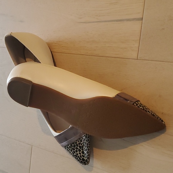 Daphne Leather flats, Cream, Bronze & Animal print sz. 6.5 to 7 - Picture 4 of 4